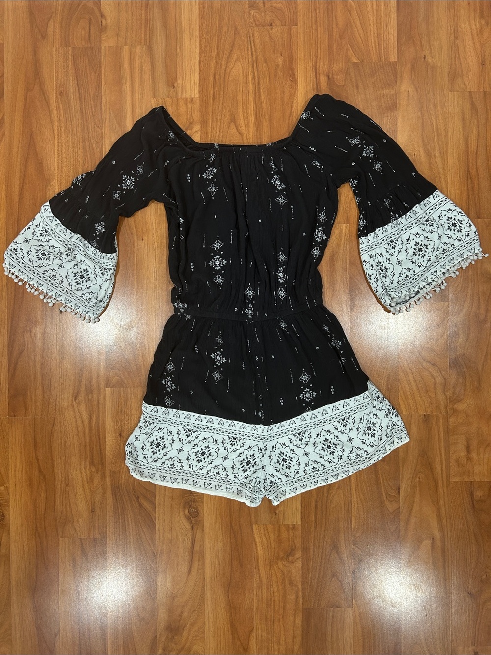 Mudd Black Off-Shoulder Romper with White Geometric Print